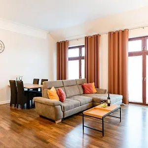  Apartment Historic Market Square -140m2 Grand As R504